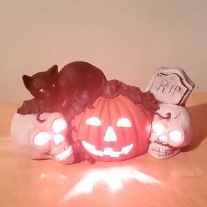 Pumpkin Skull Black Cat Halloween Lamp with Red Light 10" Vtg